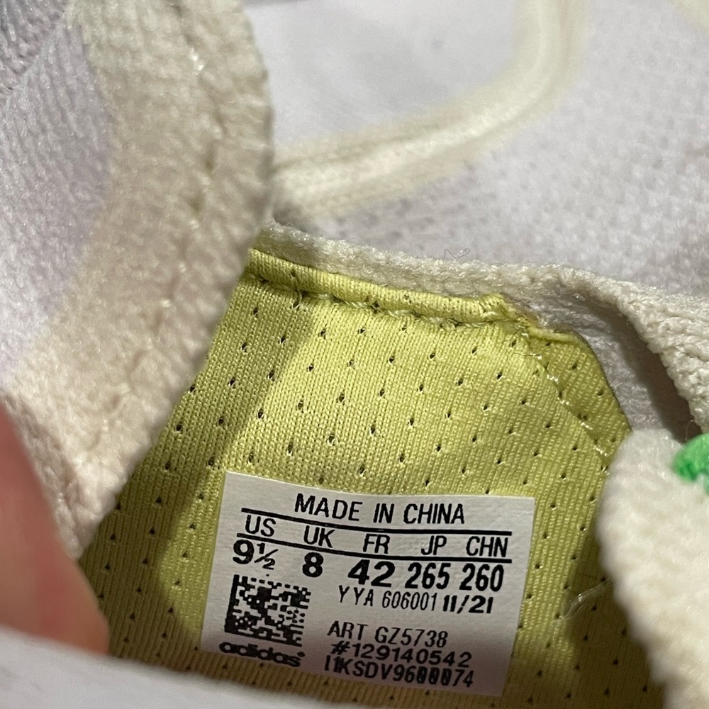 Adidas Women Marimekko Ultraboost Floral White Sneakers - Picture 12 of 12